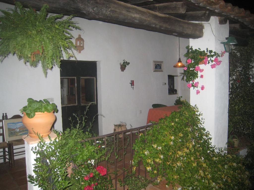 Posada Del Castano Castano de Robledo Eksteriør bilde